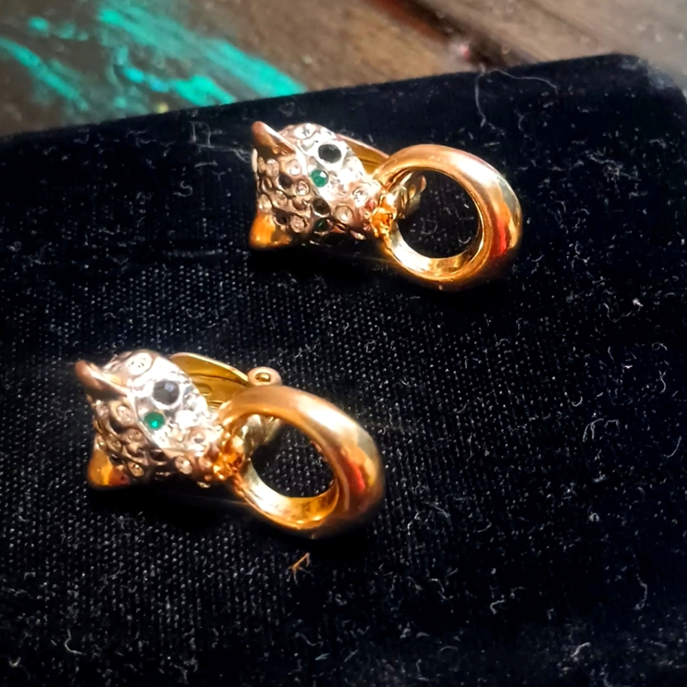 Vintage leopard earrings